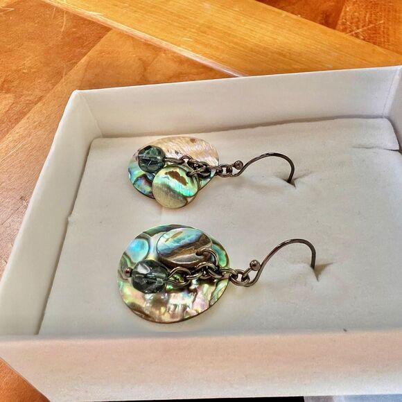 Vintage Abalone Shell Earrings, Abalone Jewelry, Dangle Shell Earring - Picture 4 of 10